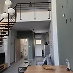 Konstantinos Loft Seres